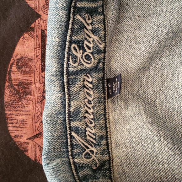 American Eagle Outfitters Denim Trucker Jacket W/Skeletrino Size Medium - Picture 8 of 11